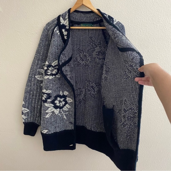 Vera Pelle Grannycore Thick Knit Wool Cardigan Sweater Coat medium - Picture 3 of 10